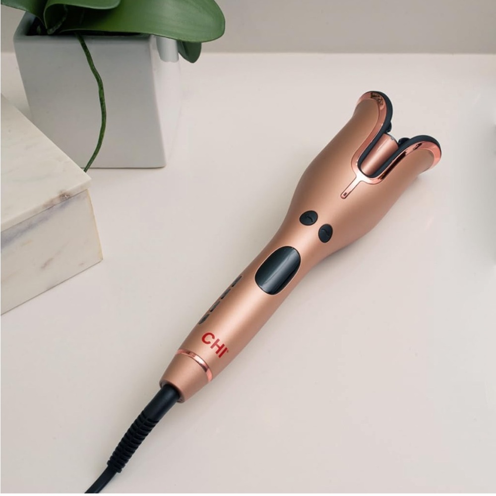 CHI Spin N Curl, Curling Iron For Women BRAND NEW